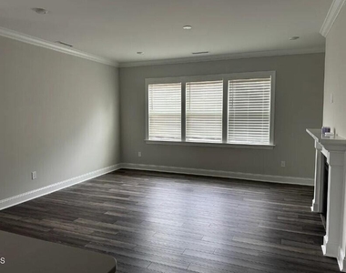 152 Canyon Gap Way - Photo Thumbnail 7