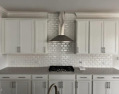 152 Canyon Gap Way - Photo Thumbnail 4