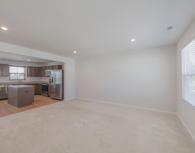 4614 Black Drum Drive - Photo Thumbnail 16