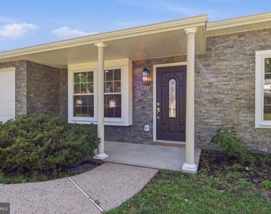 1997 Brook Lane - Photo Thumbnail 2