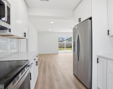 84 Ice Pond Road - Photo Thumbnail 9
