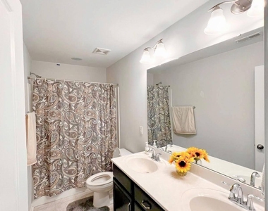 1204 Craigmeade Drive - Photo Thumbnail 9