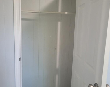 691 Boddie Street - Photo Thumbnail 4