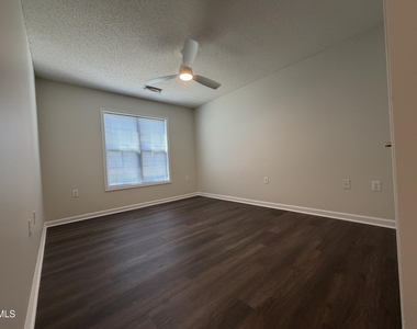 11351 Involute Place - Photo Thumbnail 13