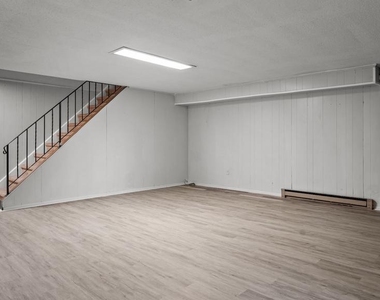 5431 Yarmouth Road - Photo Thumbnail 40