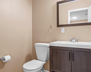 5431 Yarmouth Road - Photo Thumbnail 13