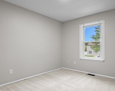 5431 Yarmouth Road - Photo Thumbnail 18