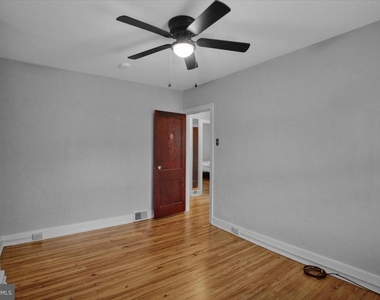 23 Trebor Place - Photo Thumbnail 13