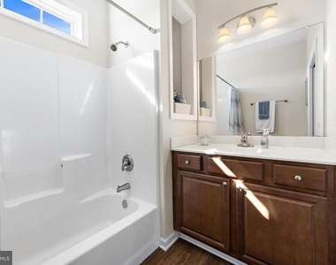 264 Morris Boulevard - Photo Thumbnail 47
