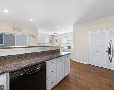 264 Morris Boulevard - Photo Thumbnail 34