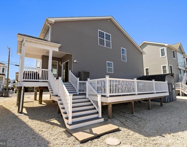 264 Morris Boulevard - Photo Thumbnail 54