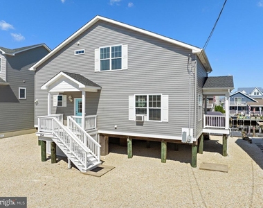 264 Morris Boulevard - Photo Thumbnail 17