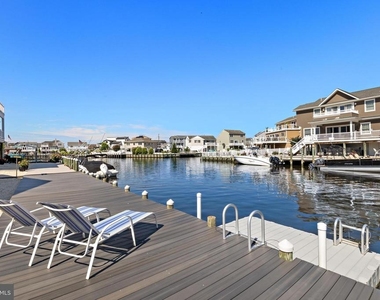 264 Morris Boulevard - Photo Thumbnail 57