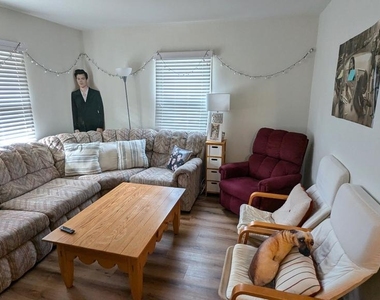 18 Steinway Avenue - Photo Thumbnail 2