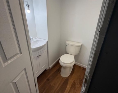 936 Carteret Avenue - Photo Thumbnail 27
