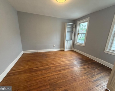 936 Carteret Avenue - Photo Thumbnail 10