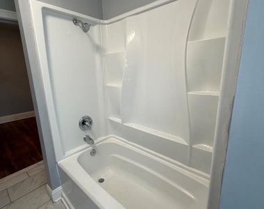 936 Carteret Avenue - Photo Thumbnail 21