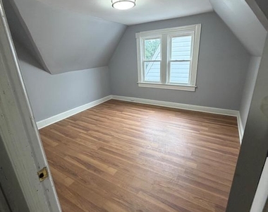 936 Carteret Avenue - Photo Thumbnail 20