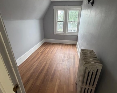 936 Carteret Avenue - Photo Thumbnail 32