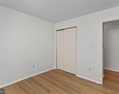 36 Gena Court - Photo Thumbnail 19