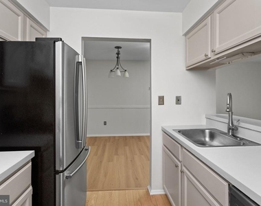 36 Gena Court - Photo Thumbnail 11