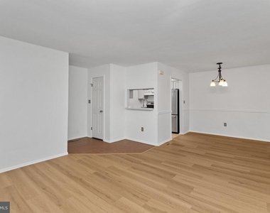 36 Gena Court - Photo Thumbnail 6