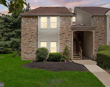 319 Tavistock - Photo Thumbnail 29
