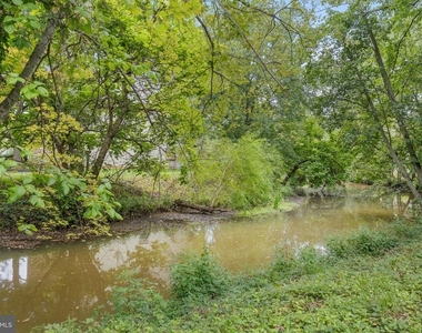 319 Tavistock - Photo Thumbnail 28
