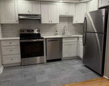324 Dawson Street - Photo Thumbnail 5