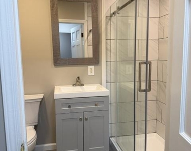 324 Dawson Street - Photo Thumbnail 8