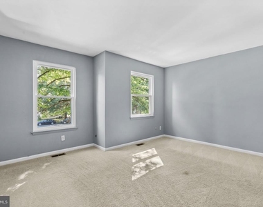 206 A Chaucer Court - Photo Thumbnail 9