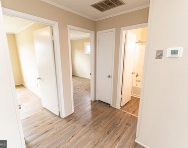 516 Bay Street - Photo Thumbnail 13