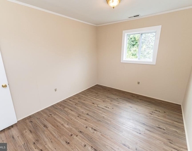 516 Bay Street - Photo Thumbnail 22
