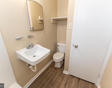 516 Bay Street - Photo Thumbnail 19