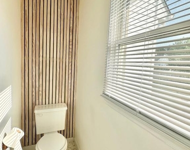 8337 Colony Circle - Photo Thumbnail 15