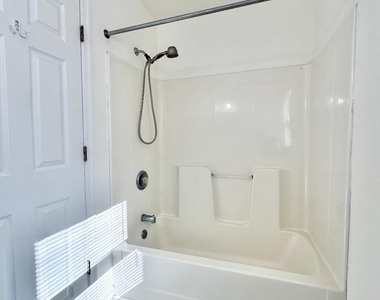 8337 Colony Circle - Photo Thumbnail 18