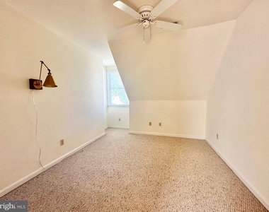 8337 Colony Circle - Photo Thumbnail 20