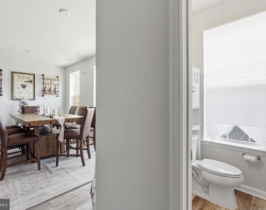 10414 John Glenn Street - Photo Thumbnail 11