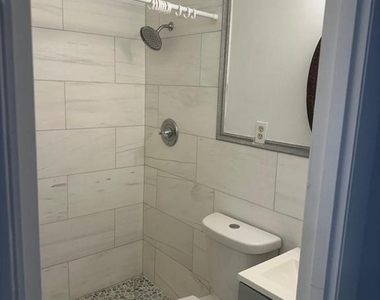 8007 Prince Georges Drive - Photo Thumbnail 11