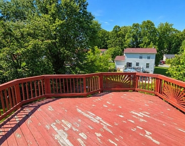 4105 Farmer Place - Photo Thumbnail 10