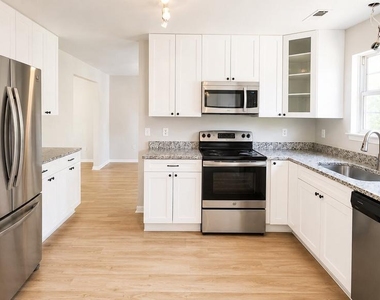 4105 Farmer Place - Photo Thumbnail 8