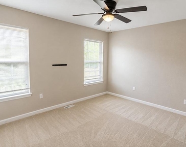 4105 Farmer Place - Photo Thumbnail 24