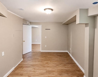 4105 Farmer Place - Photo Thumbnail 17