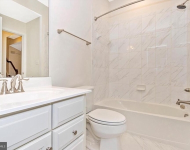 13910 Shannock Lane - Photo Thumbnail 18