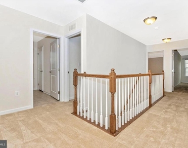 13910 Shannock Lane - Photo Thumbnail 15