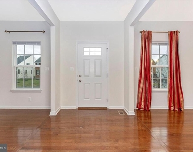 13910 Shannock Lane - Photo Thumbnail 8