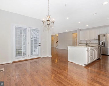 13910 Shannock Lane - Photo Thumbnail 4