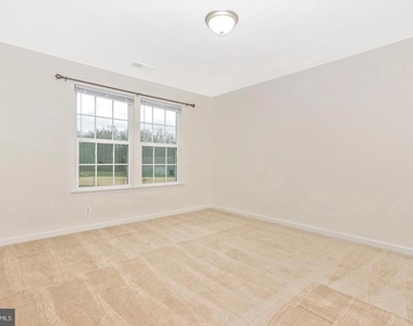 13910 Shannock Lane - Photo Thumbnail 21