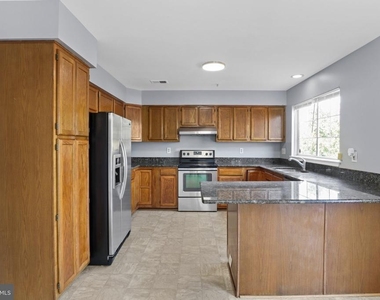11420 Hermosa Drive - Photo Thumbnail 7