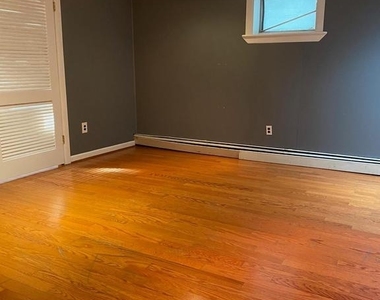 3111 Ritchie Road - Photo Thumbnail 12